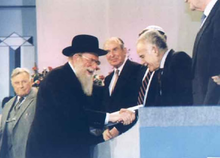 Rosh Hayeshiva ztl receives the Israel Prize, the nation's highest honor